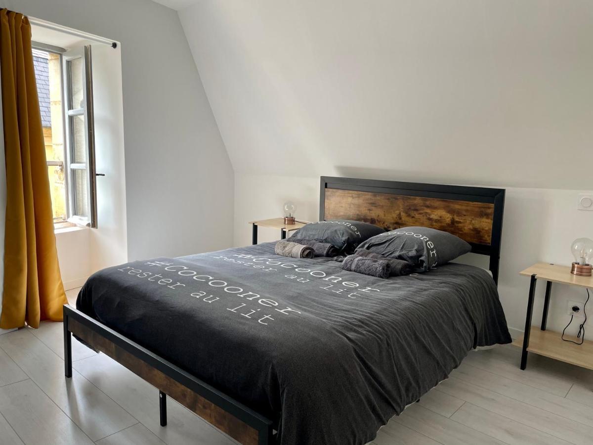 Au Charme De Sarlat Apartment Bagian luar foto